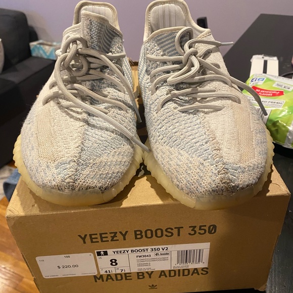 Size adidas Yeezy Boost 350 V2 Cloud White Non-Reflective
